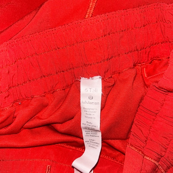 Lululemon hotty hot short 4in - Picture 4 of 4